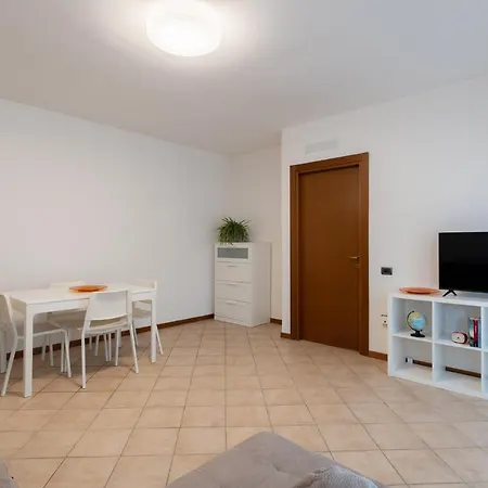 Mizar- Privato Con Parcheggio Gratuito By Petrucci Appartamento Foligno